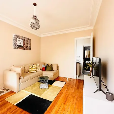 Cosy Appartement Avec Vue Tour Eiffel Paris Exterior photo